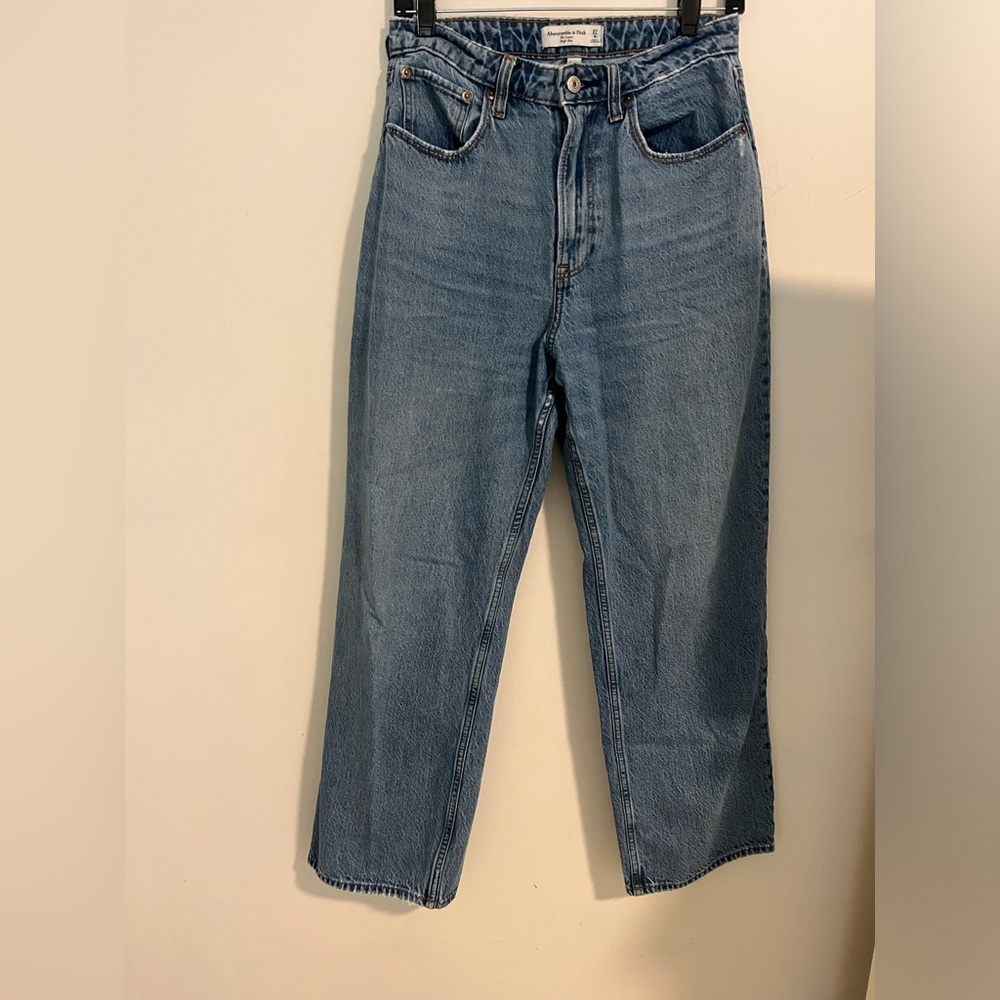 Women’s jeans